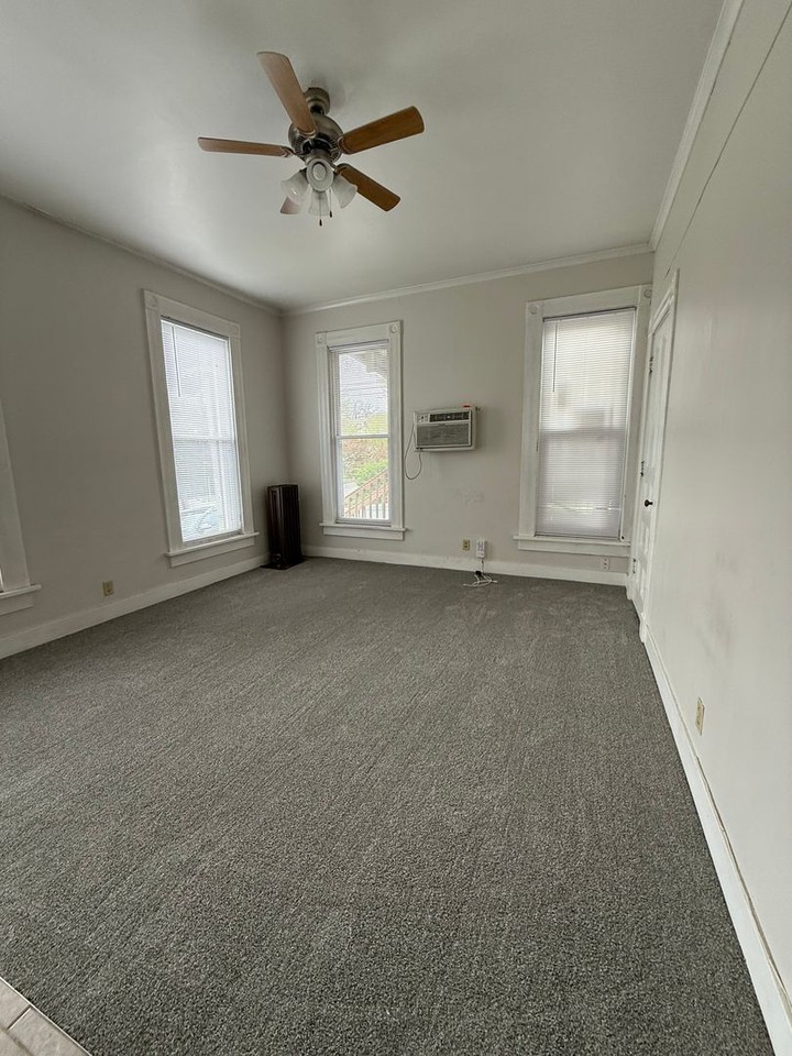 106 W 14th Street - Photo 7 of 16