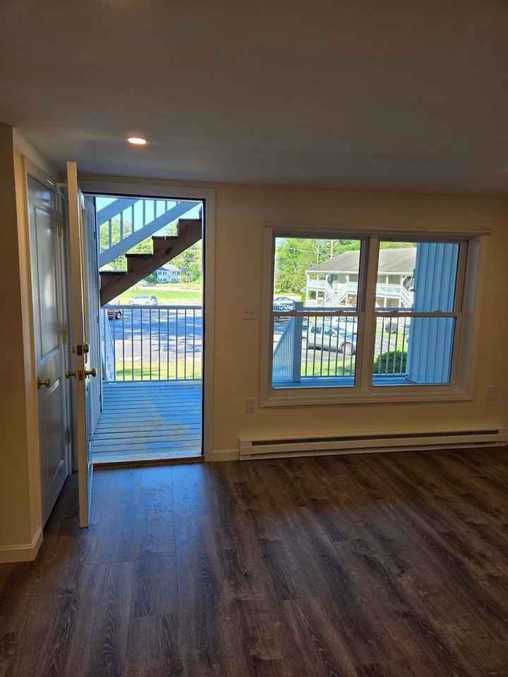 12 Salmon Street - Photo 5 of 20