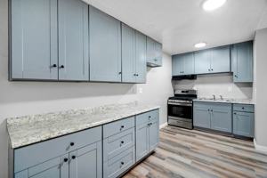 featured image of 2352 Leroy St