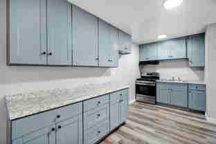 El Royale Apartments - Photo 1 of 1