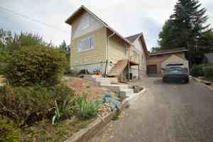 featured image of 4514 Sw Cullen Blvd