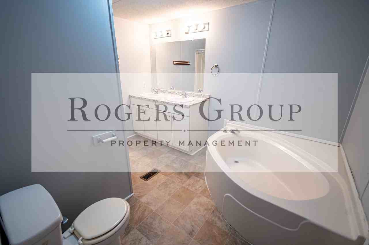 141 Mallard Ln - Photo 4 of 10
