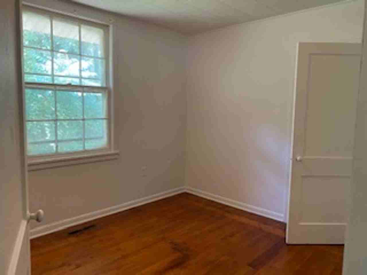 5526 Payne Dr - Photo 4 of 9