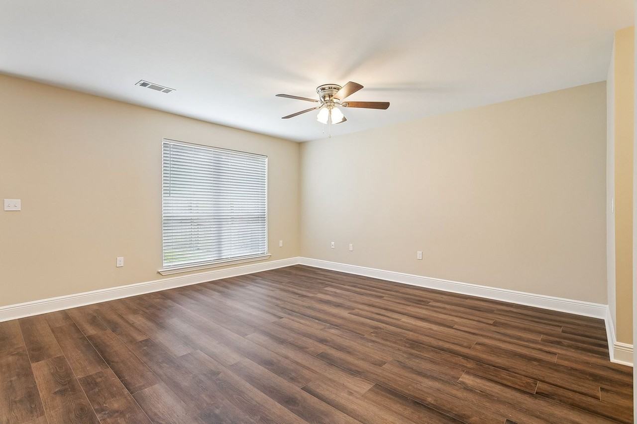 103 Covington Meadow Cir #M - Photo 3 of 15