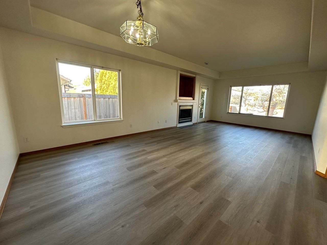 1482 Sw 204th Ave - Photo 3 of 10