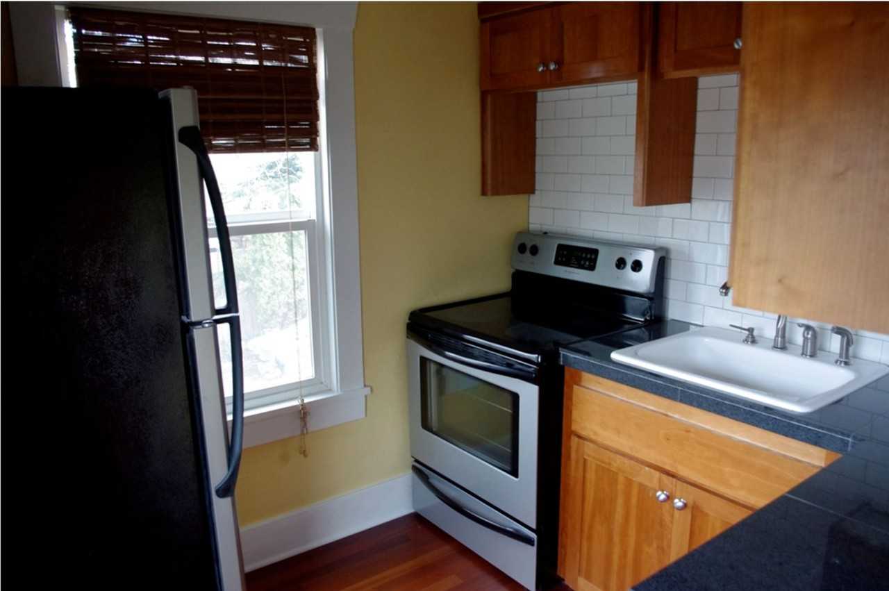 4763 N Lombard St #12 - Photo 2 of 7