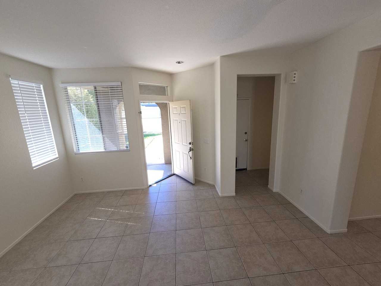 30704 E Loma Linda Rd - Photo 3 of 38