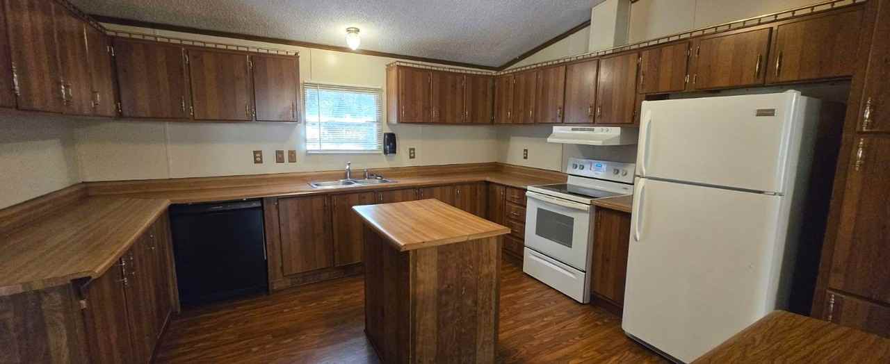 400 Reneau St - Photo 5 of 18