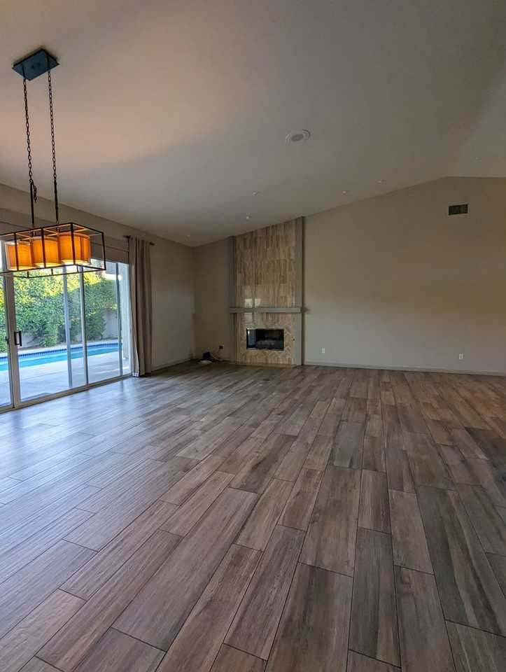 1 Mission Palms W - Photo 2 of 17