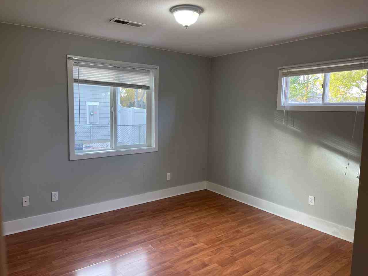 3513 Central Ave - Photo 5 of 25