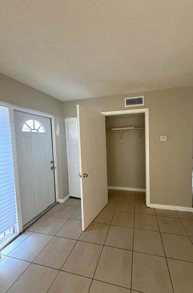 2130 Nw 58th Ave #25C - Photo 7 of 12