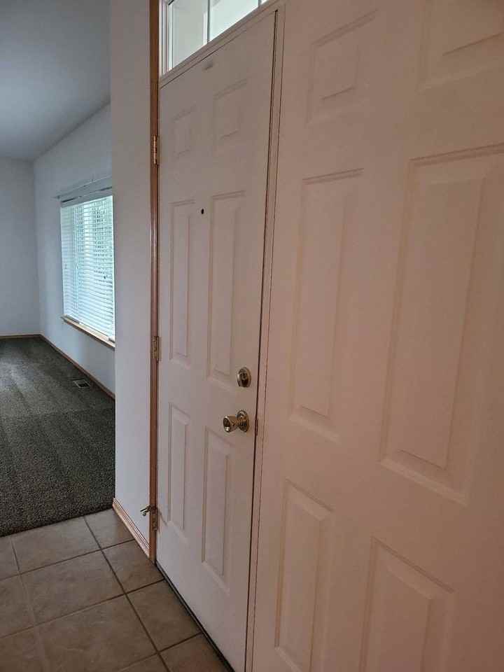 212 E Linden Ave - Photo 5 of 25