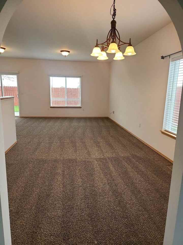 212 E Linden Ave - Photo 7 of 25