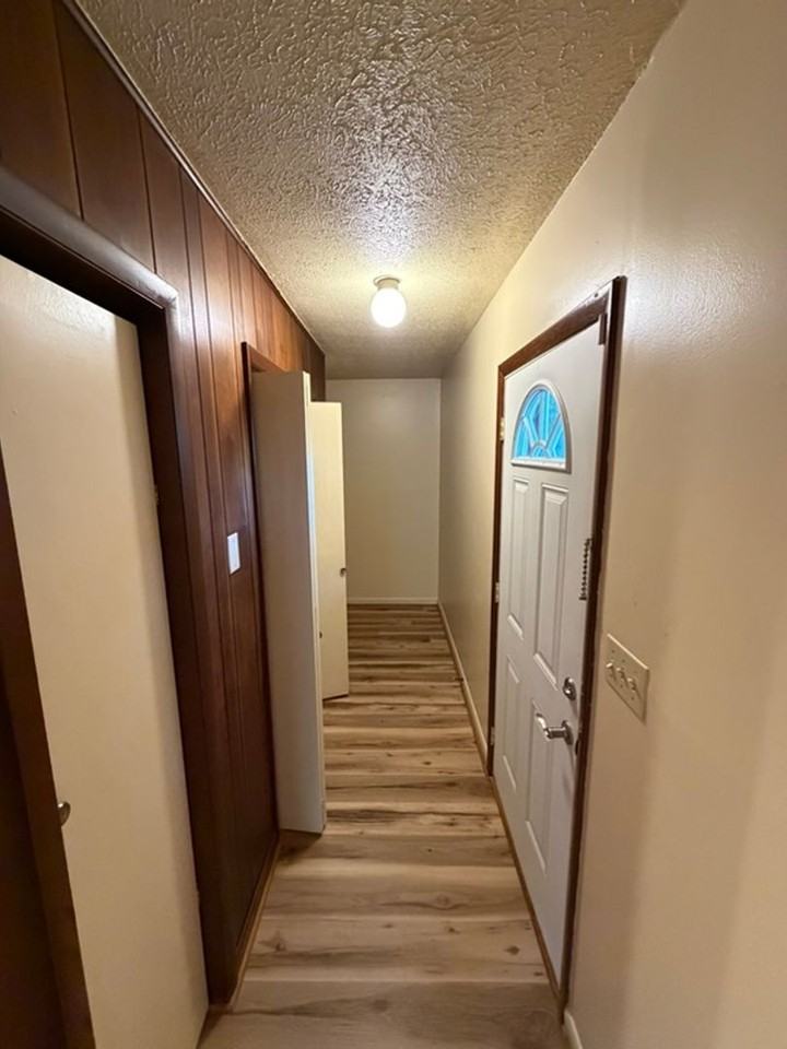 943 Quincy Rd - Photo 3 of 16