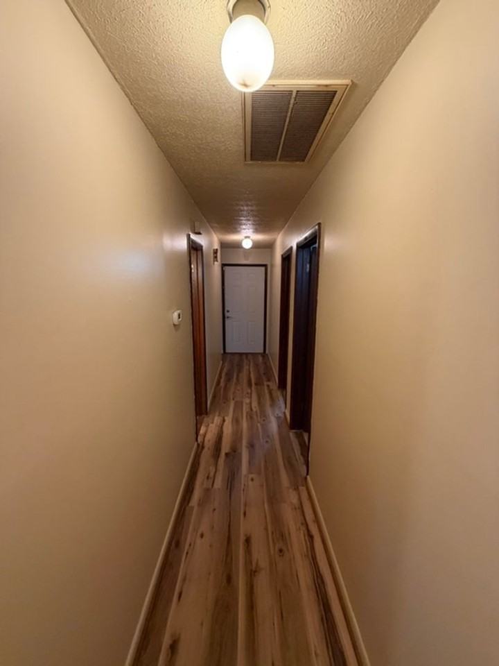 943 Quincy Rd - Photo 5 of 16