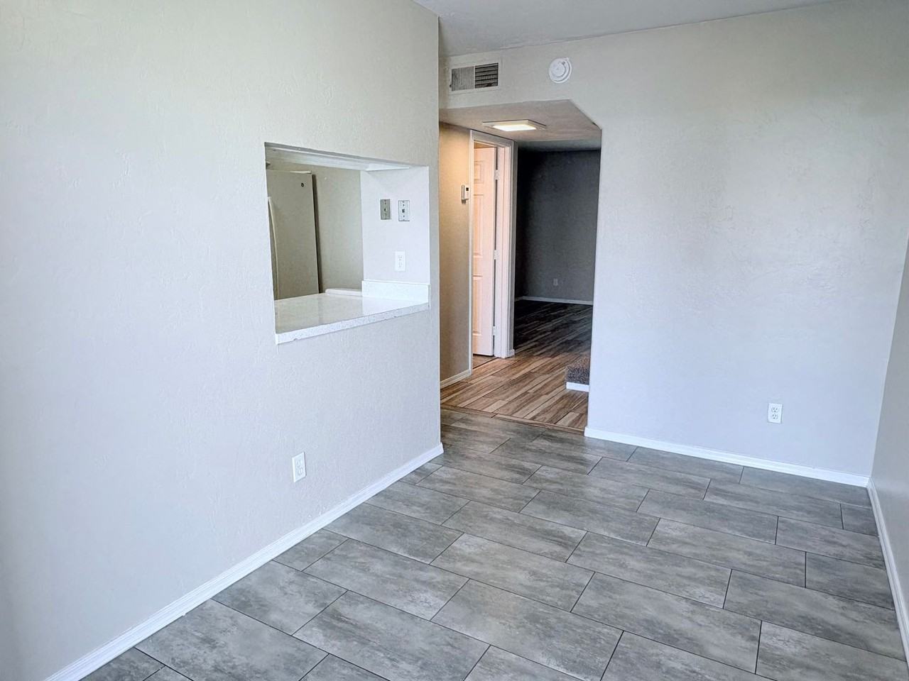 2771 W Anklam Rd #E - Photo 3 of 18