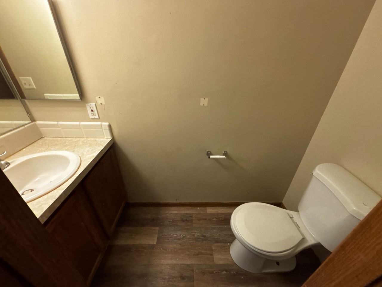 9501 Gaylord Ave - Photo 6 of 17