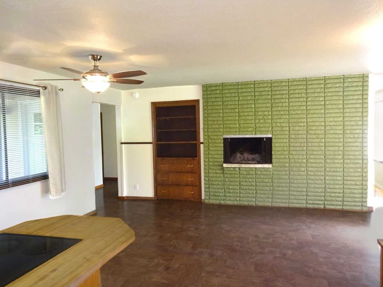 2485 Polk St - Photo 4 of 12