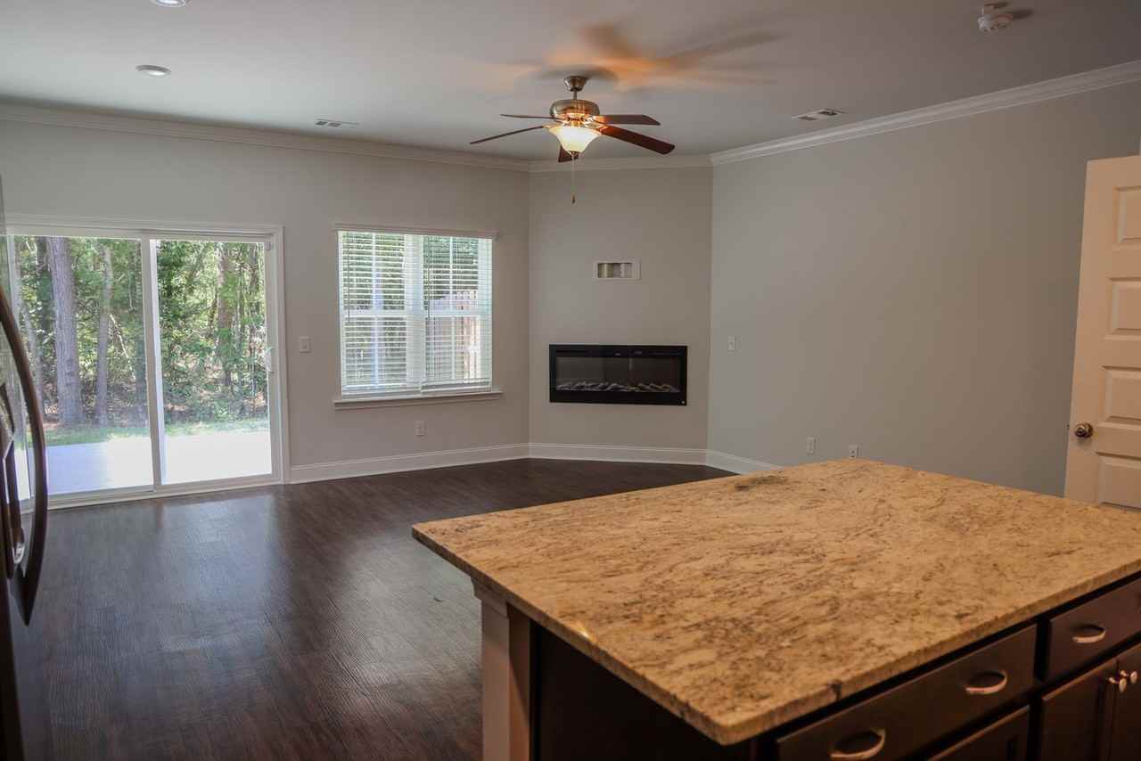 121 Horizon Ln - Photo 4 of 31