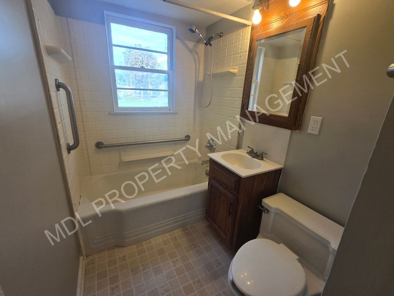 2409 Stobbe St - Photo 6 of 7