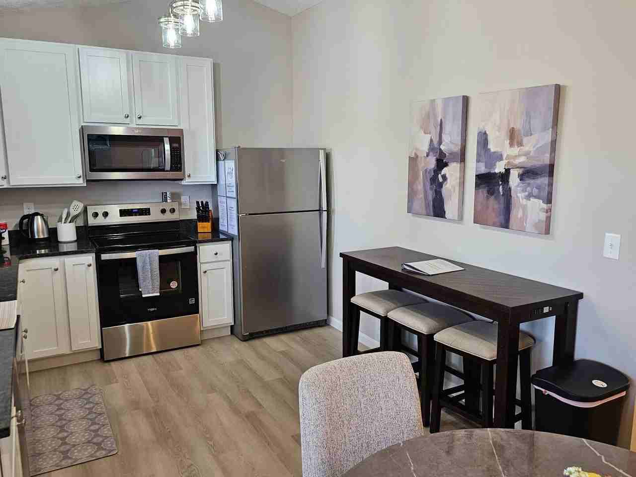 308 Oak Ave - Photo 6 of 41