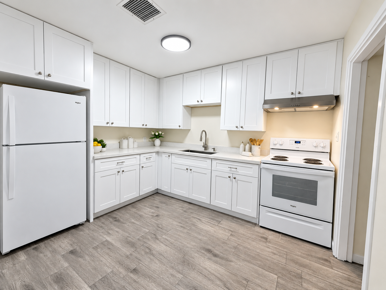 6518 N 61st Dr - Photo 5 of 32
