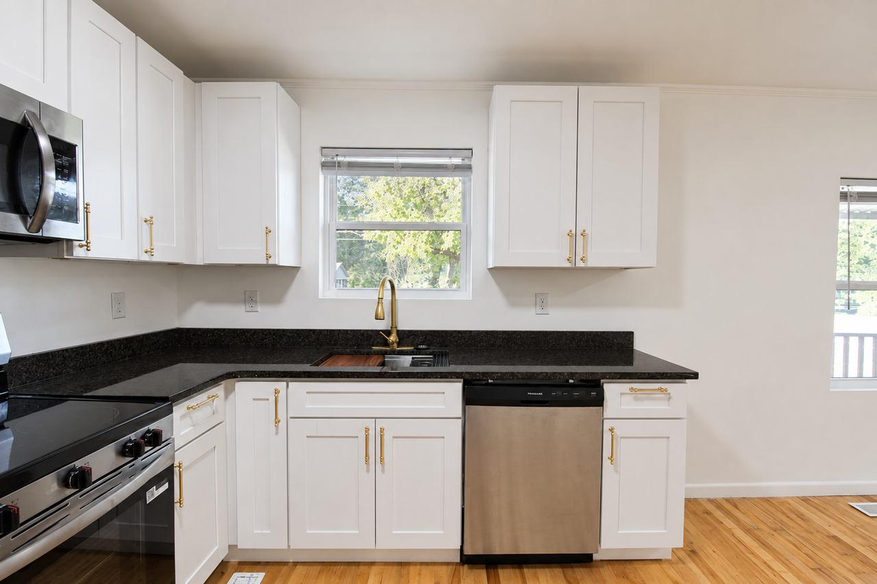 118 Stone Dr - Photo 7 of 26