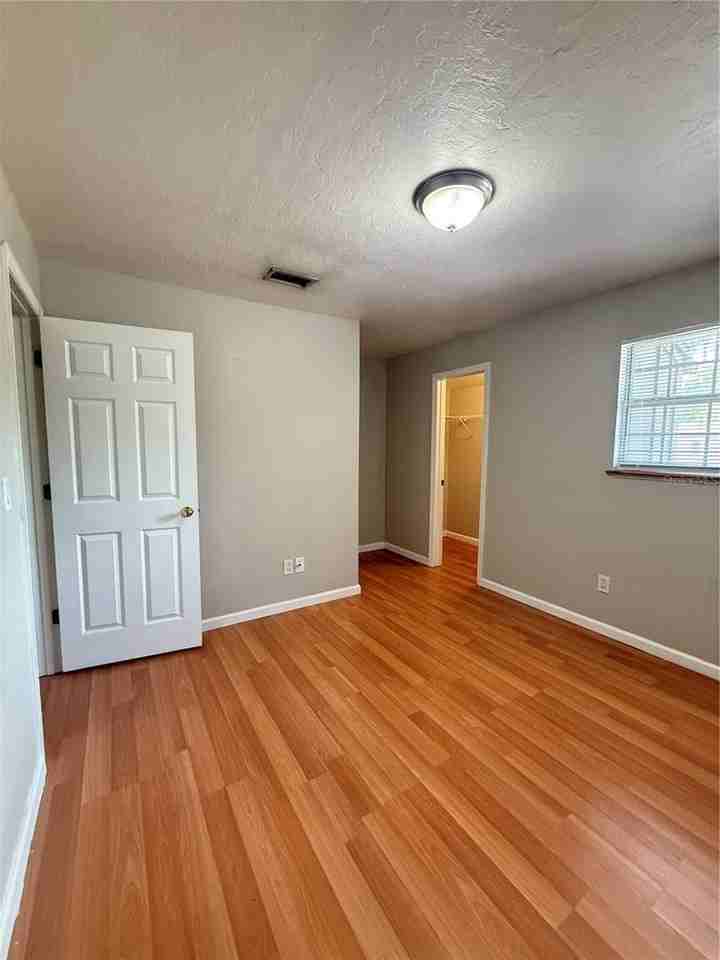 630 Sw 10th Ln - Photo 3 of 8