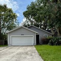 featured image of 1594 Twin Oak Dr E