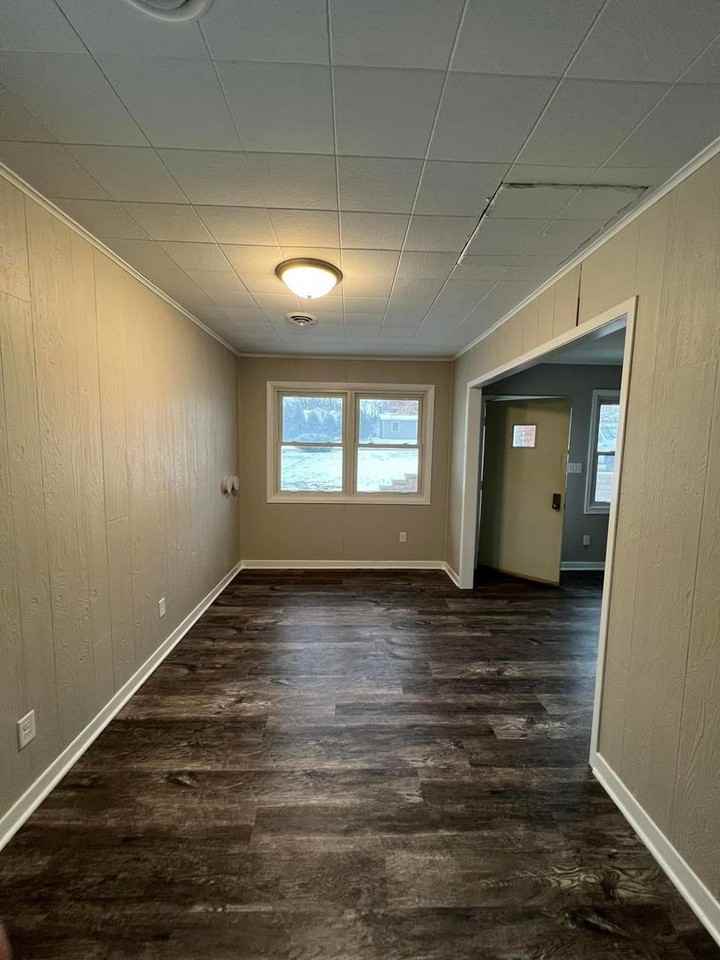 131 Griffith St - Photo 3 of 10
