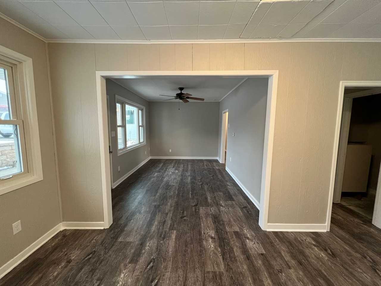 131 Griffith St - Photo 6 of 10