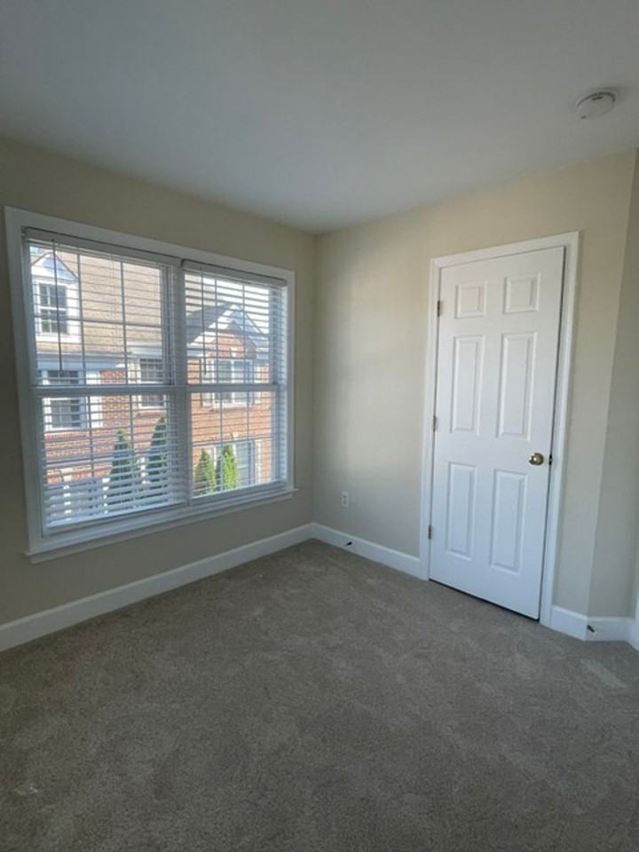 12911 Ethel Rose Way - Photo 4 of 31