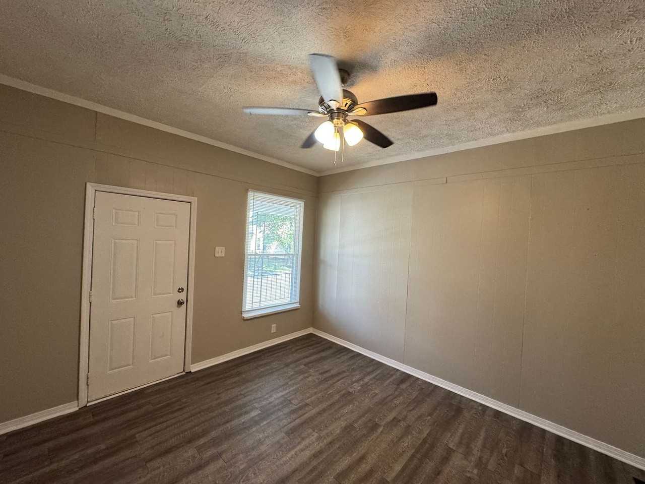 733 Orange St - Photo 7 of 27