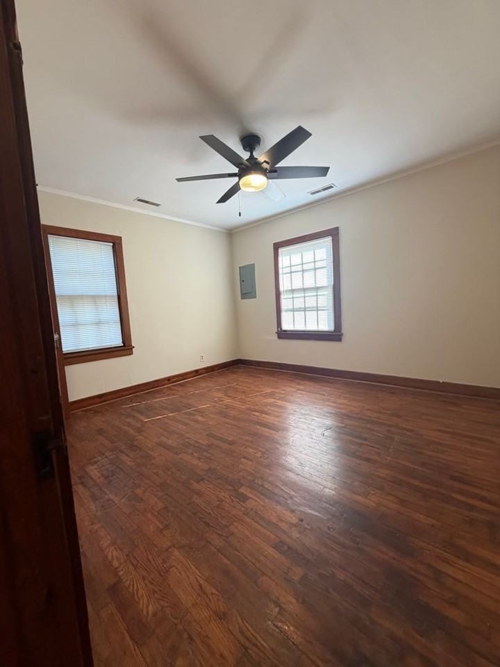 103 Courtland St - Photo 5 of 14