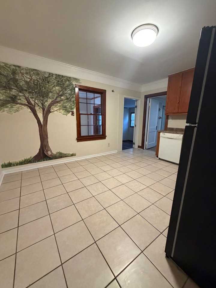 103 Courtland St - Photo 7 of 14