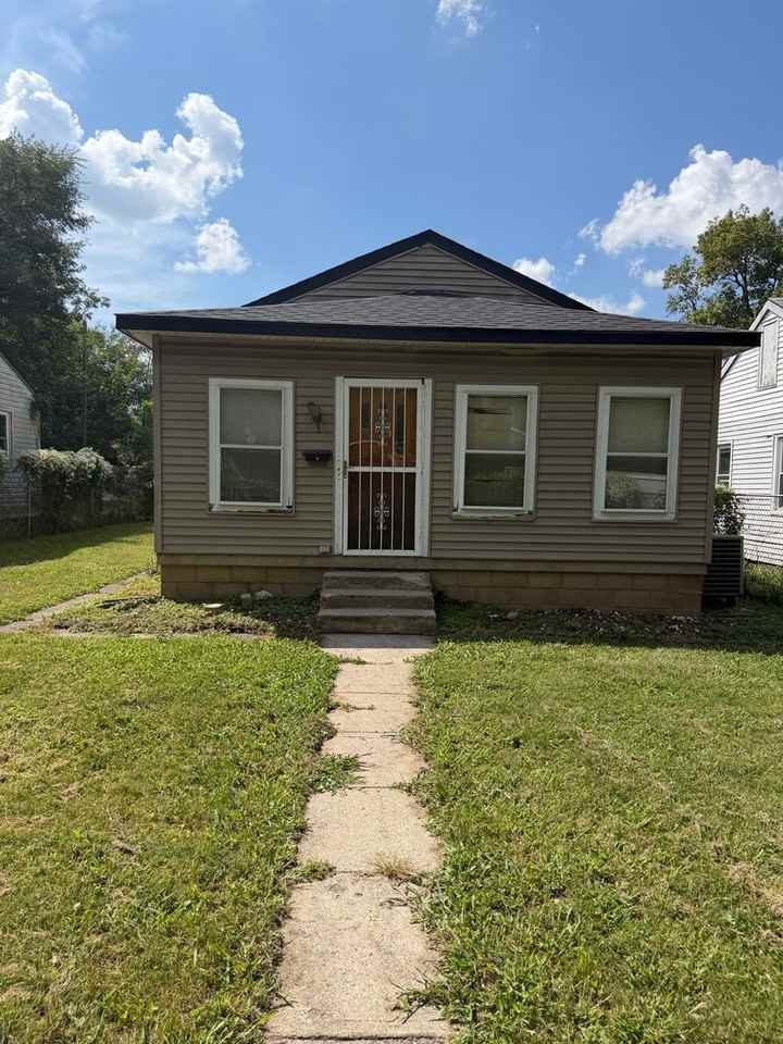 2952 N Colorado Ave - Photo 2 of 35