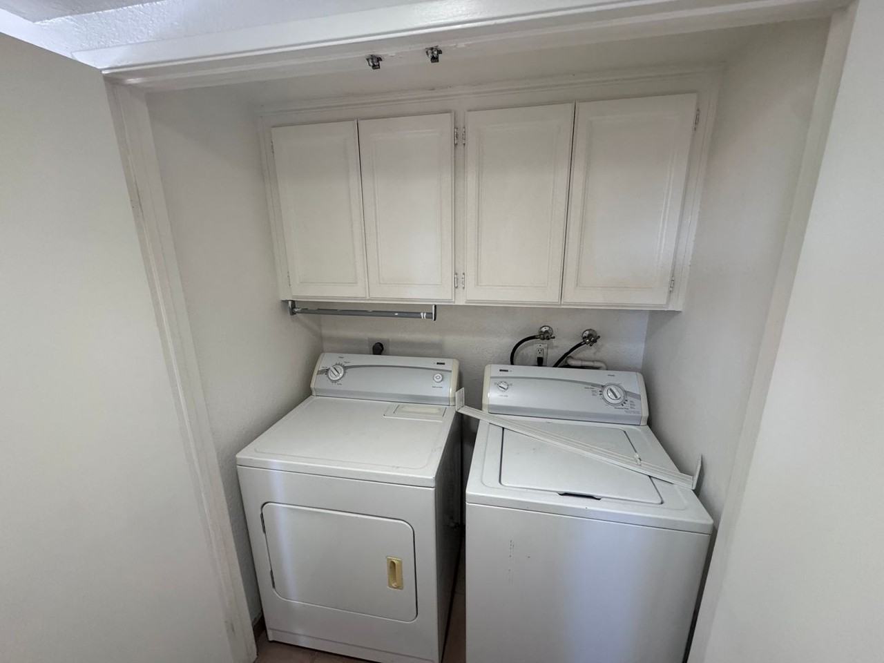 1604 Presioca St #6 - Photo 5 of 13