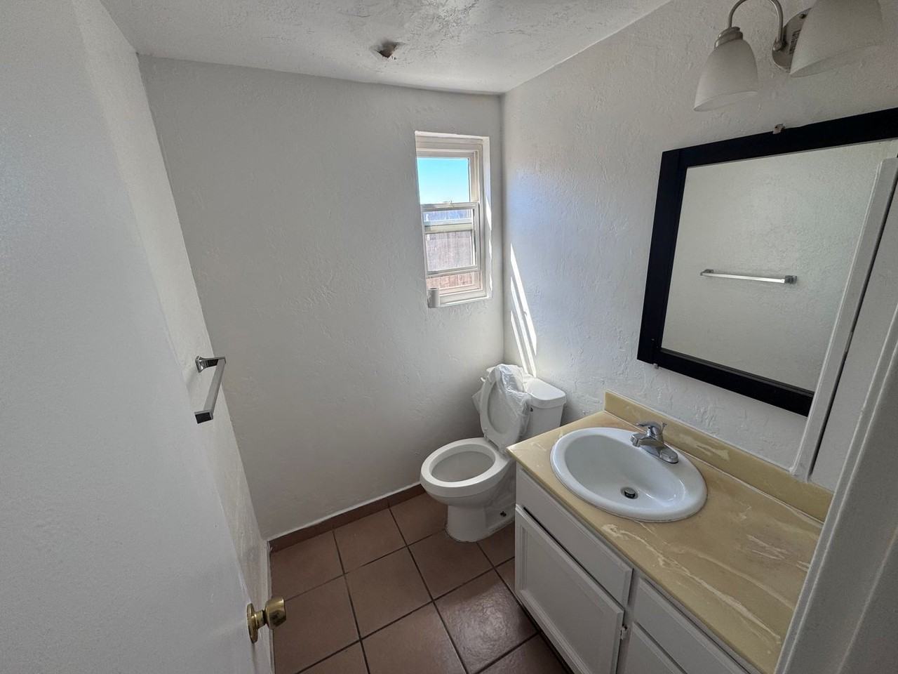 1604 Presioca St #6 - Photo 7 of 13