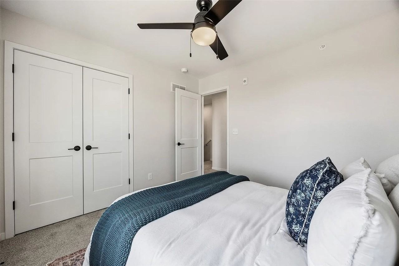 8704 Eddie Dr Sw #B - Photo 2 of 38
