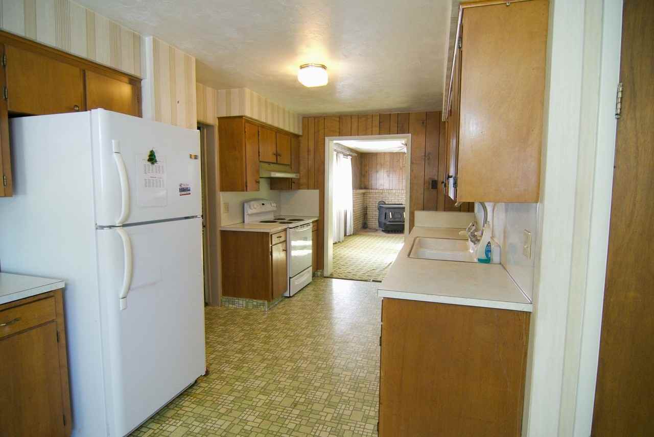 10923 N 36 E - Photo 4 of 18