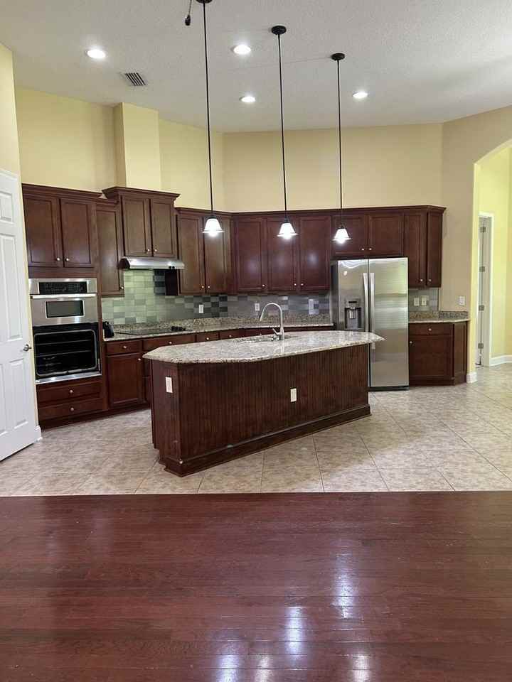 296 Ellsworth Cir - Photo 5 of 29