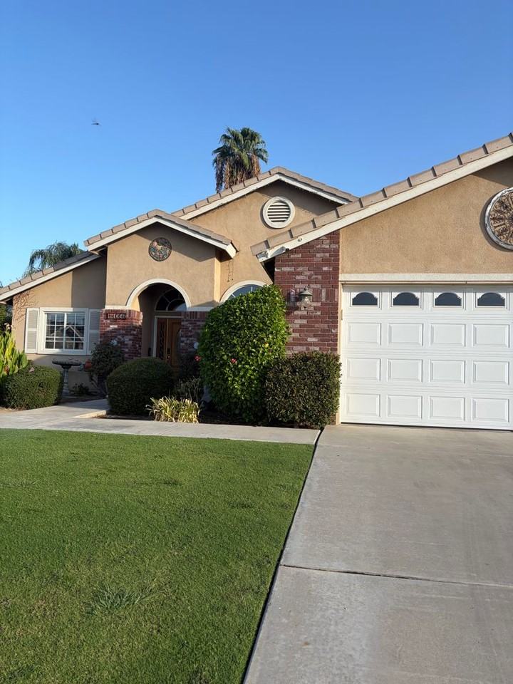 11006 Connemara Ct - Photo 2 of 26