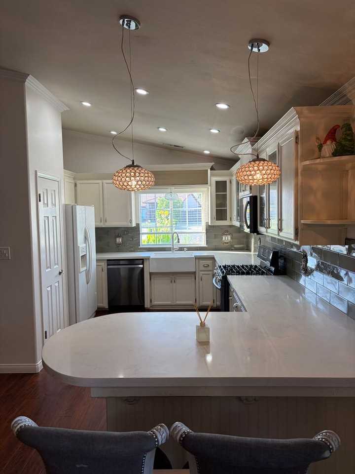 11006 Connemara Ct - Photo 3 of 26