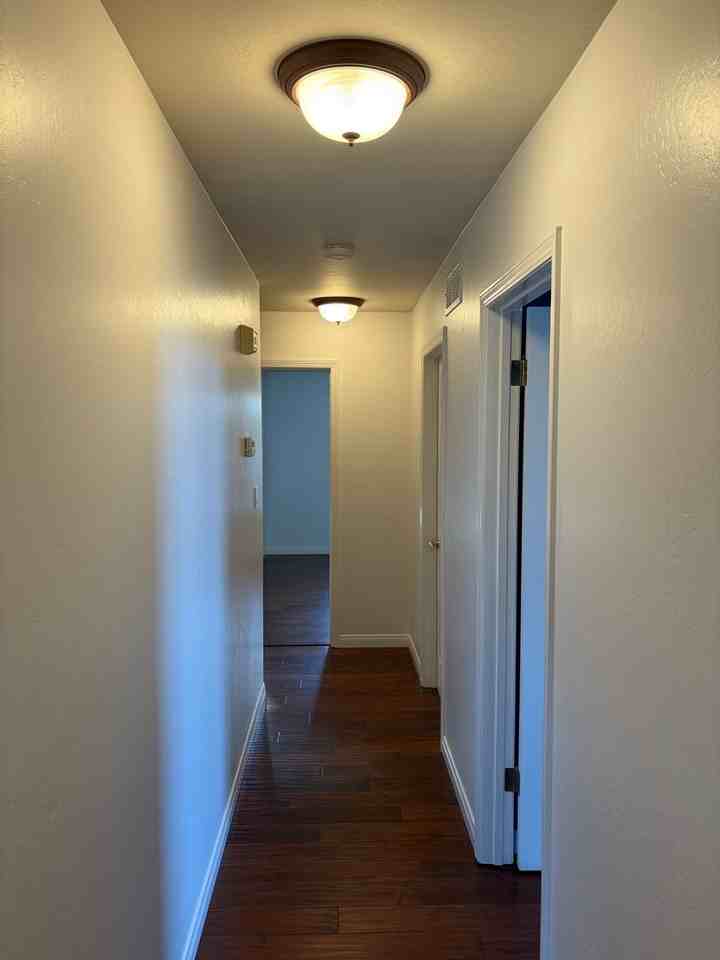 11006 Connemara Ct - Photo 7 of 26