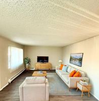 featured image of 1935 Carmel Dr