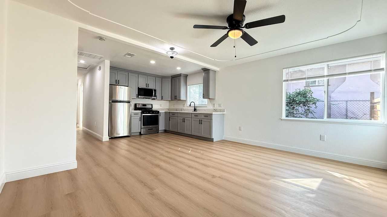 212 N 17th St - Photo 5 of 17