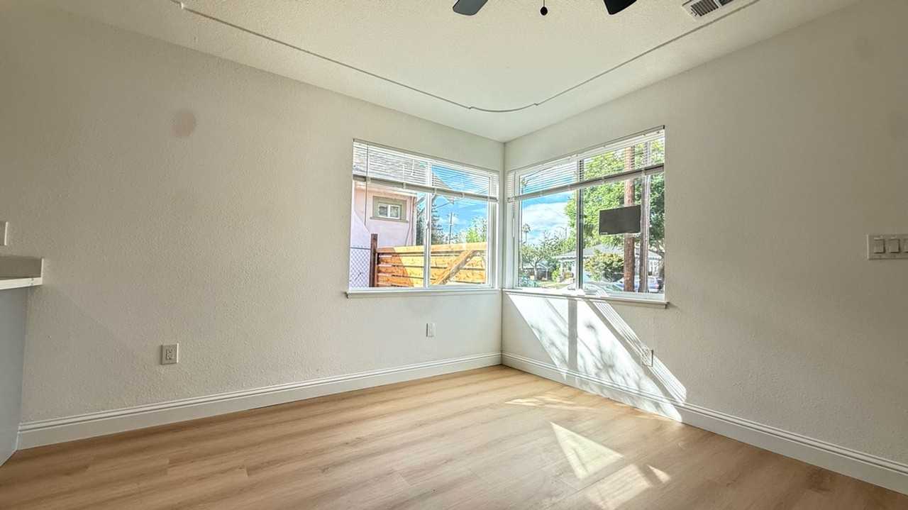 212 N 17th St - Photo 7 of 17