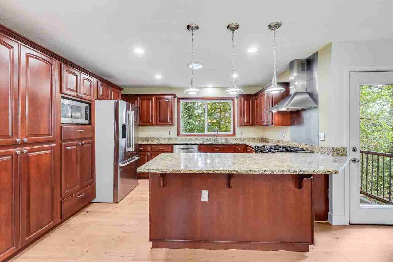 3721 Tempest Dr - Photo 4 of 12