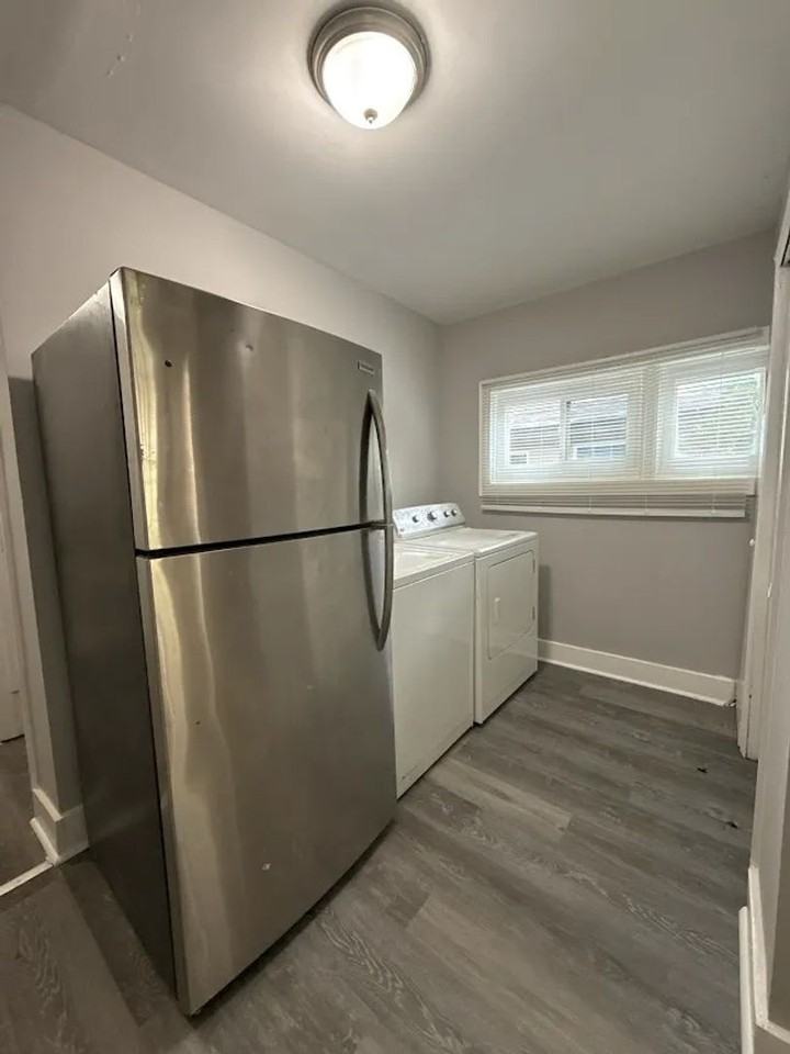 600 Mayland Ave Sw - Photo 4 of 12