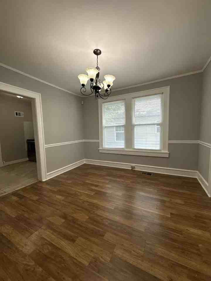 600 Mayland Ave Sw - Photo 7 of 12
